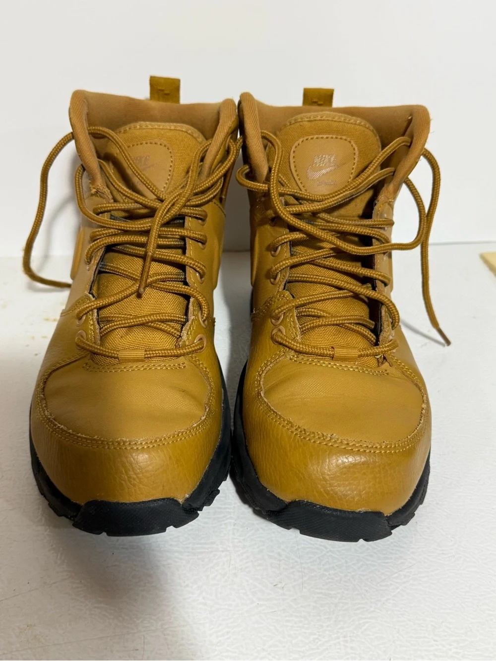 Nike Manoa Kids Wheat Brown leather High-Top Boots